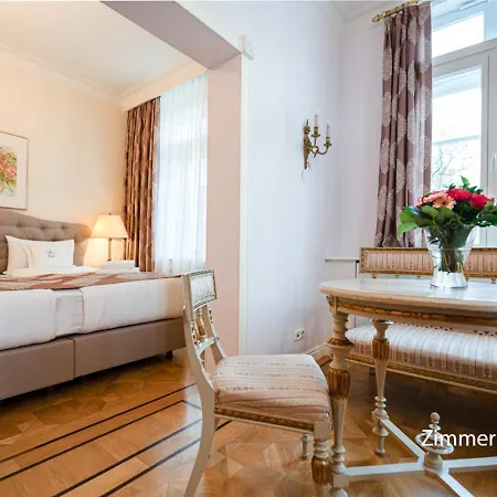 Kurhaus Hotel *