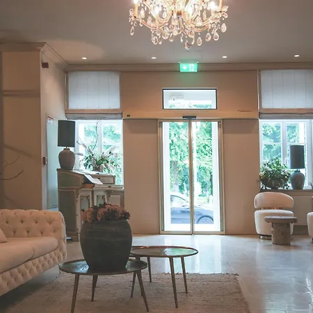 Kurhaus バート・ドーベラン